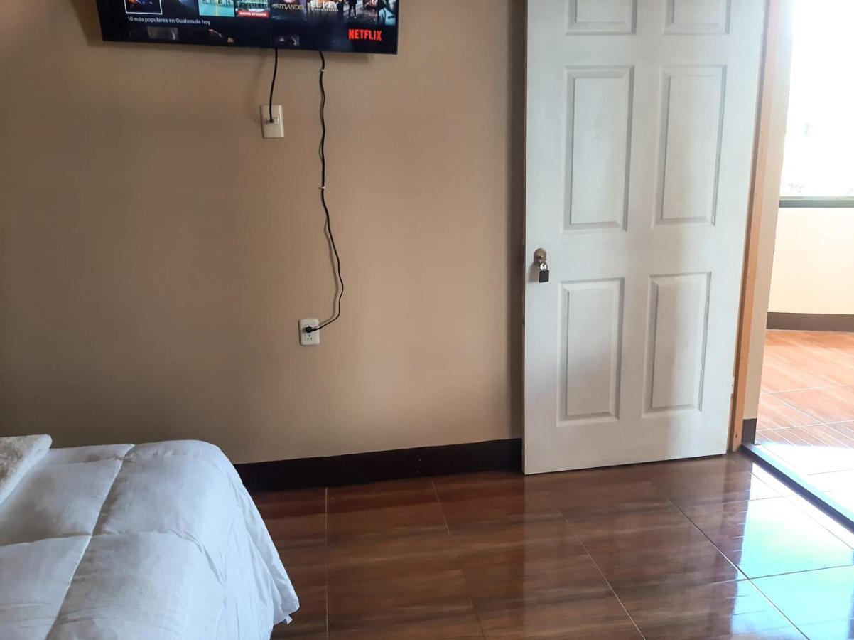 Millennium Apartment ซานเปโดร ลาลากูนา ภายนอก รูปภาพ